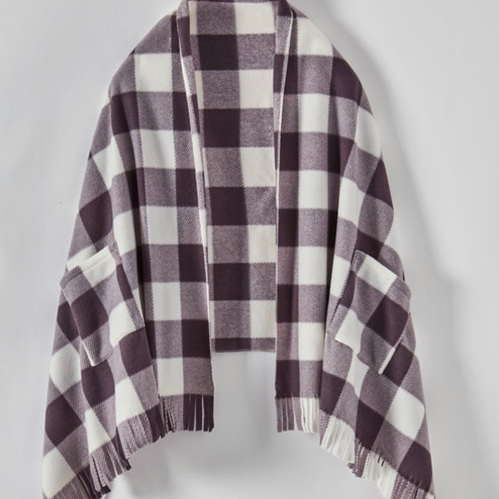 Feather Fleece Shawl with Pockets